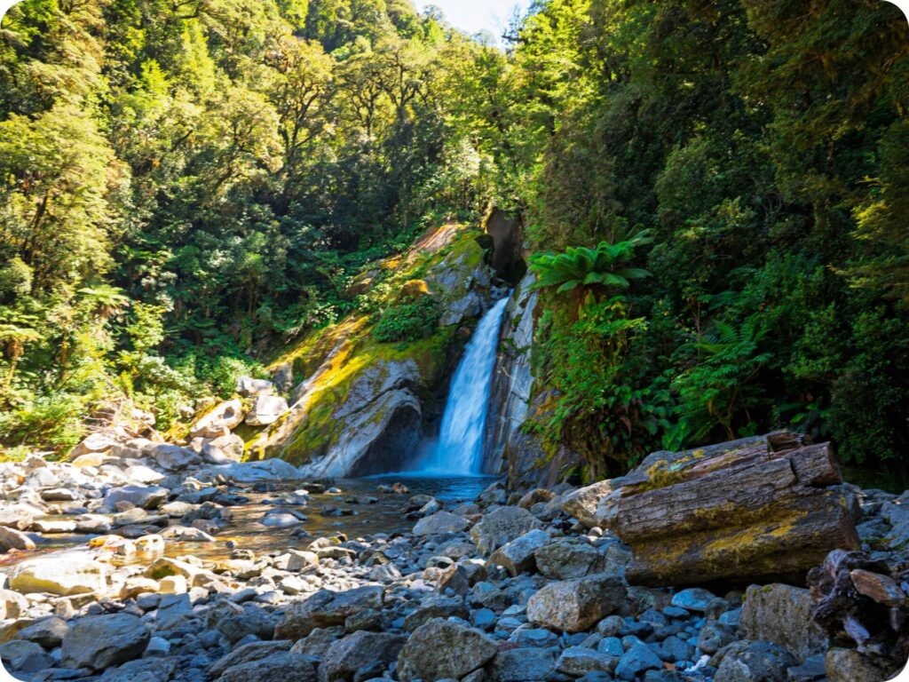 Milford Track Day Hike - Giant Gate Falls