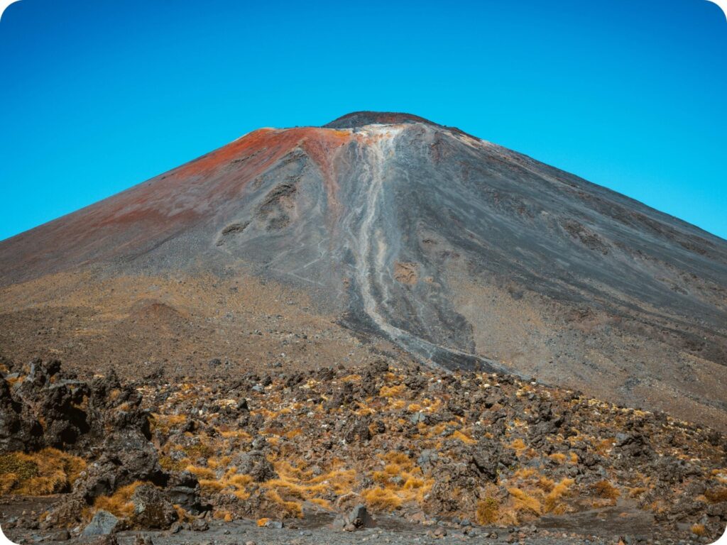 Tongariro Alpine Crossing - Mt Ngauruhoe