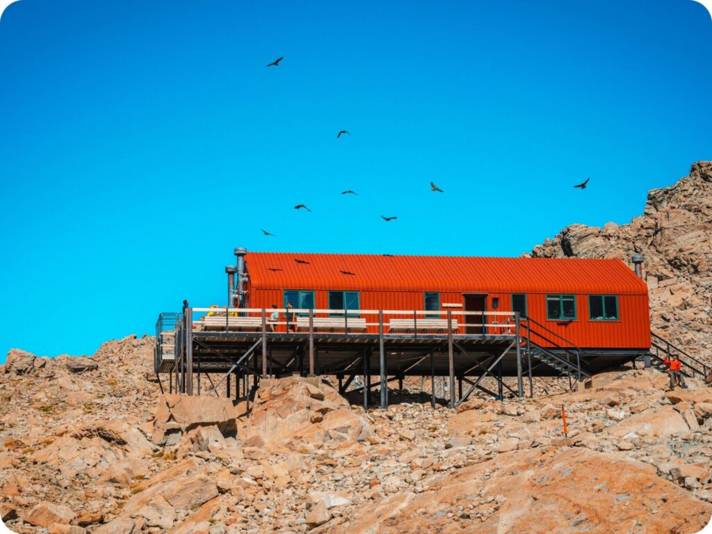 Mueller Hut Day Hike - Mueller Hut