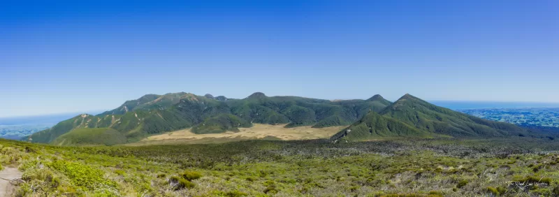 Panorama of the Pouakai Ranges. A magnificant view along the Pouākai Crossing
