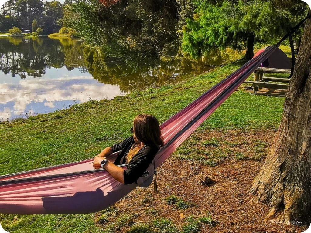 Vanlife Essentials - Nakie Hammock